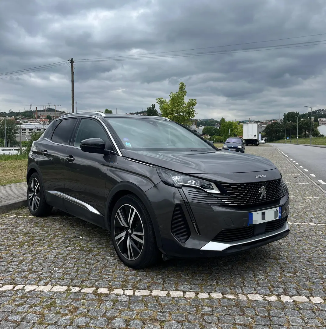 Peugeot 3008 2022 - 26000 EUR, 89000 km - AUTO.MOTO.pt - 89000km - foto 1 de 15