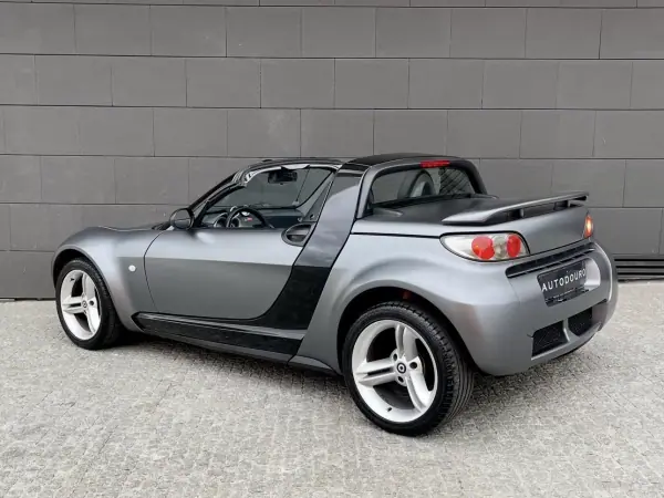Smart Roadster 2003 - 7990 EUR, 170000 km - AUTO.MOTO.pt - 170000km - foto 5 de 19