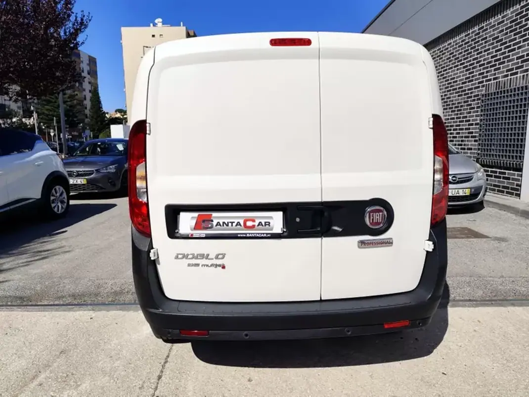Fiat Doblo 1.3 Multijet ,3Lug. ,Iva Dedutivel 2017 - 9980 EUR, 85000 km - AUTO.MOTO.pt - 85000km - foto 17 de 26