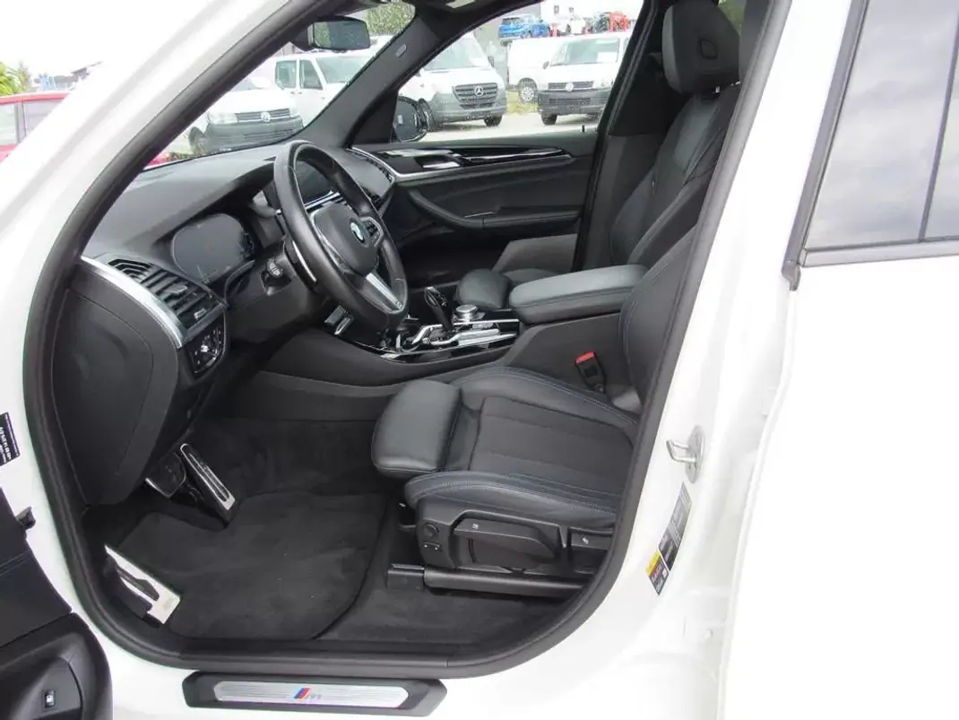 BMW X3 2021 - 36990 EUR, 23450 km - 23450km - foto 8 de 17