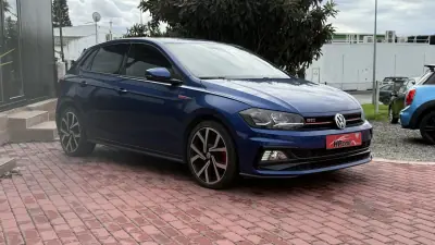 Volkswagen Polo 2019 - 22990 EUR, 130000 km - AUTO.MOTO.pt - 130000km - foto 22 de 32