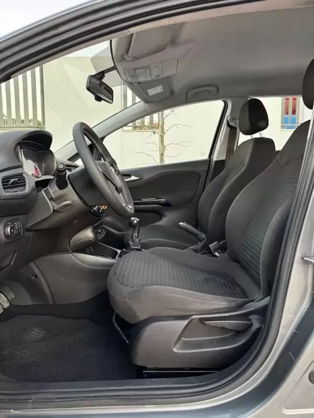 Opel Corsa 2018 - 10750 EUR, 50000 km - 50000km - foto 9 de 20