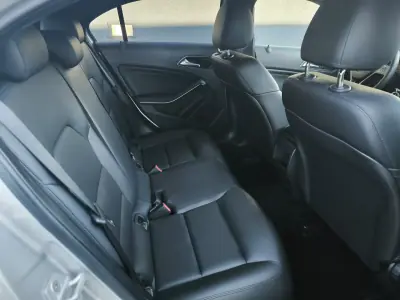 Mercedes-Benz A 160 2014 - 15950 EUR, 64000 km - AUTO.MOTO.pt - 64000km - foto 22 de 34