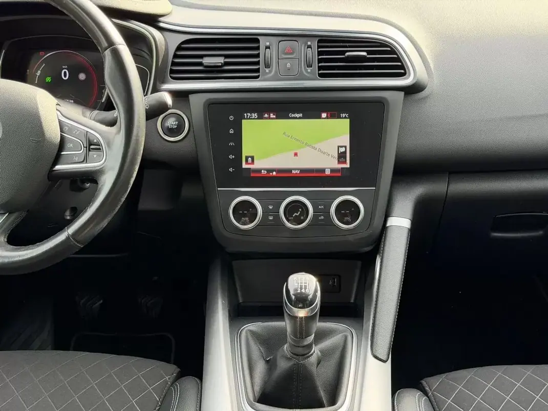 Renault Kadjar 2020 - 16900 EUR, 106065 km - AUTO.MOTO.pt - 106065km - foto 23 de 25