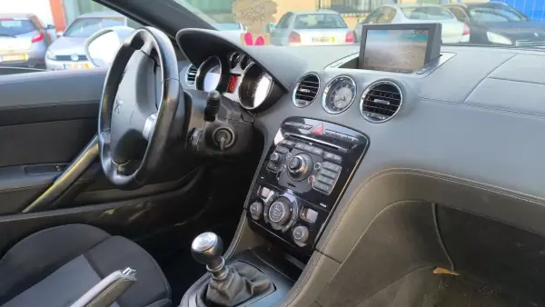 Peugeot RCZ 2011 — photo 3 of 13