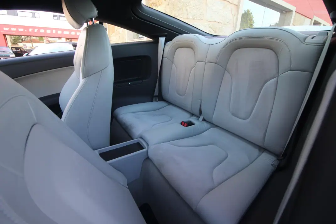 Audi TT Coupé 2014 - 16990 EUR, 211300 km - AUTO.MOTO.pt - 211300km - foto 16 de 22