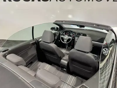 Volkswagen Golf Cabriolet 2015 - 12900 EUR, 177200 km - 177200km - foto 28 de 49
