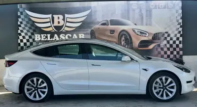 Tesla Model 3 2019 - 20900 EUR, 107000 km - AUTO.MOTO.pt - 107000km - foto 12 de 13