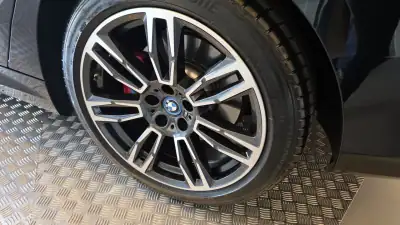 BMW 530e 2024 - 58900 EUR, 81874 km - AUTO.MOTO.pt - 81874km - foto 34 de 60