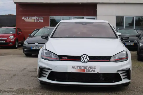 Volkswagen Golf 2017 - 33990 EUR, 55000 km - AUTO.MOTO.pt - 55000km - foto 7 de 33