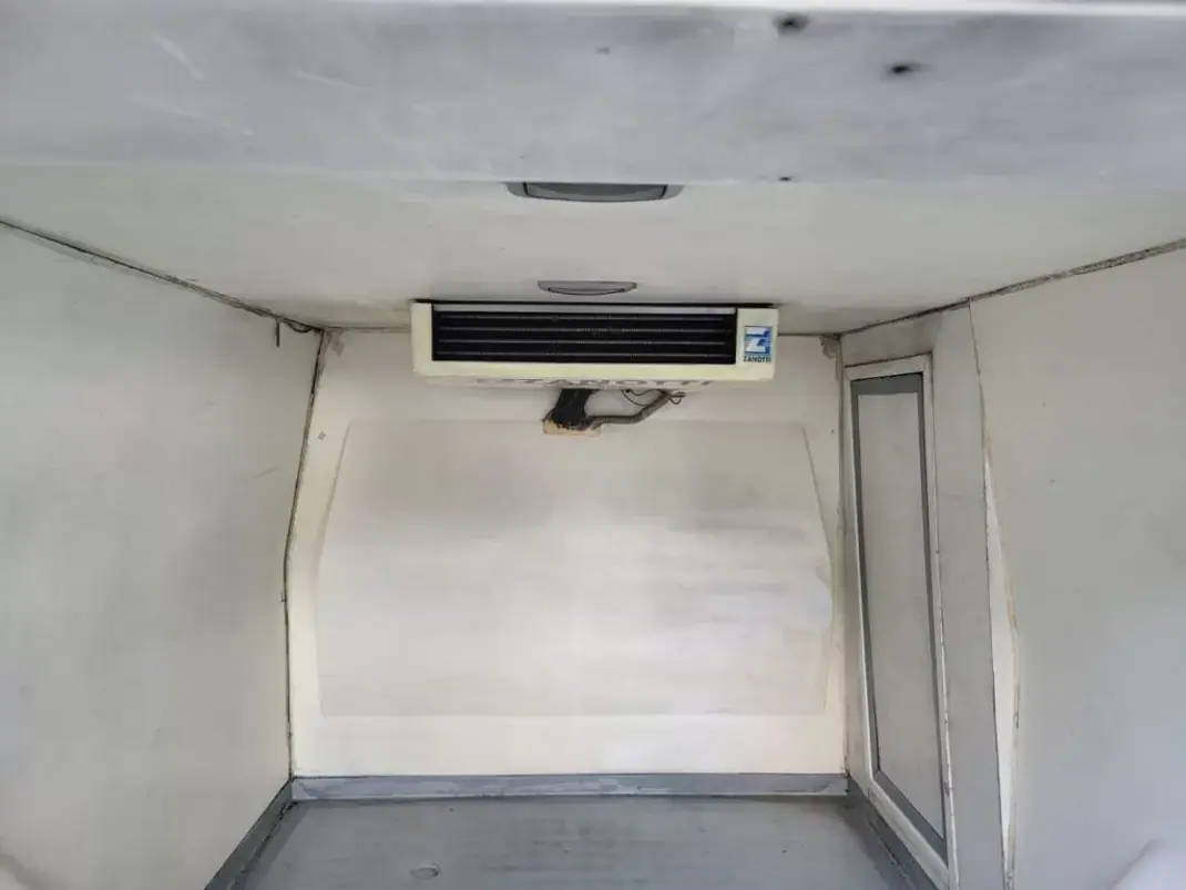 Fiat 2011 - 7250 EUR, 489563 km - AUTO.MOTO.pt - 489563km - foto 13 de 20