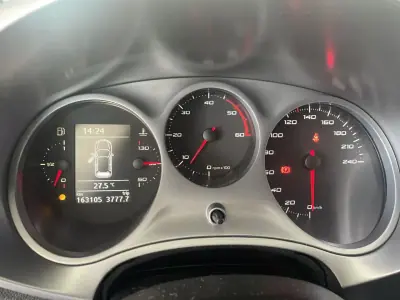 SEAT Leon 2012 - 12900 EUR, 163105 km - AUTO.MOTO.pt - 163105km - foto 20 de 27