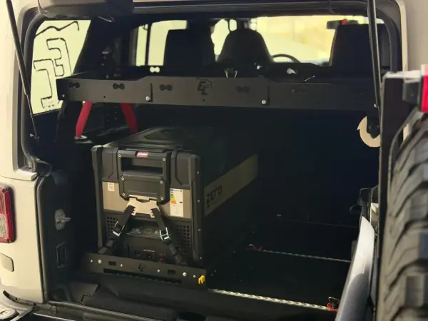 Jeep Wrangler Unlimited 2014 - 78500 EUR, 95000 km - 95000km - foto 29 de 31