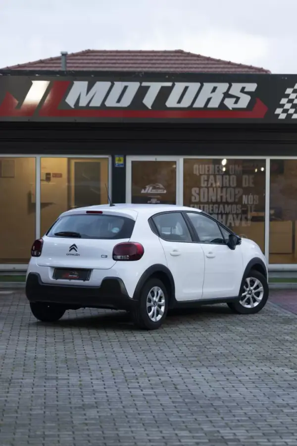 Citroën C3 2018 - 9500 EUR, 130900 km - AUTO.MOTO.pt - 130900km - foto 21 de 23
