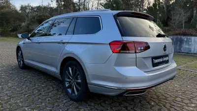 Volkswagen Passat Variant 2021 - 20900 EUR, 148000 km - AUTO.MOTO.pt - 148000km - foto 14 de 20