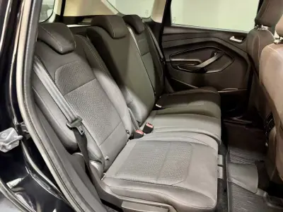 Ford Kuga 2017 - 11750 EUR, 111000 km - 111000km - foto 45 de 55
