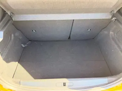 Peugeot 208 2022 - 16900 EUR, 69600 km - AUTO.MOTO.pt - 69600km - foto 20 de 21