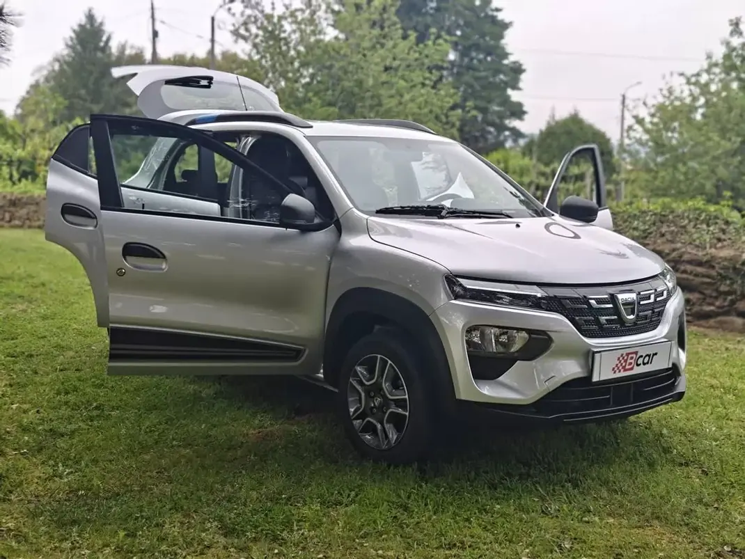 Dacia Spring 2021 - 10900 EUR, 34500 km - AUTO.MOTO.pt - 34500km - foto 18 de 34