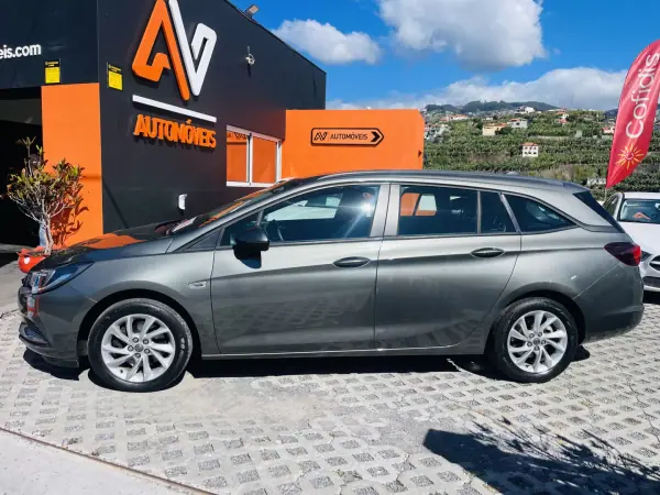 Opel Astra Caravan 2019 - 12950 EUR, 67783 km - AUTO.MOTO.pt - 67783km - foto 4 de 12