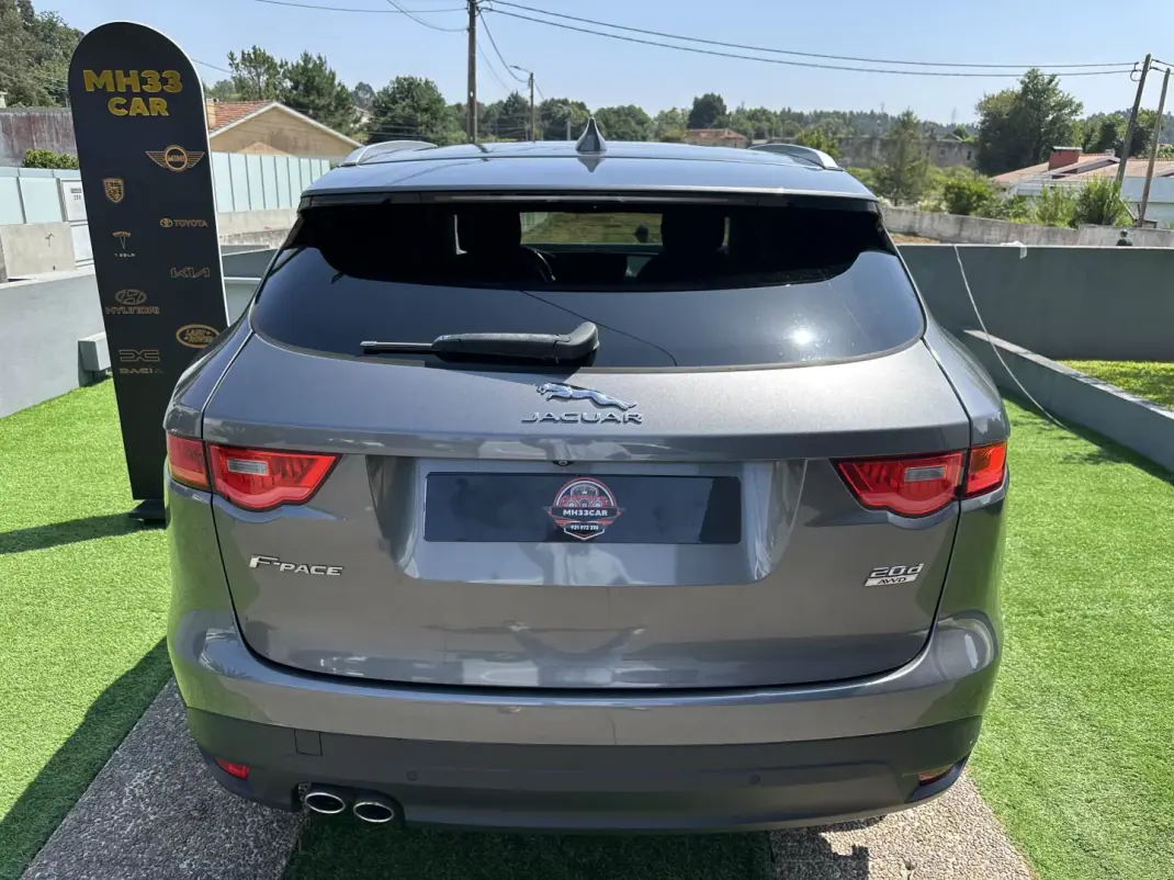 Jaguar F-Pace 2018 - 22500 EUR, 146000 km - 146000km - foto 13 de 69