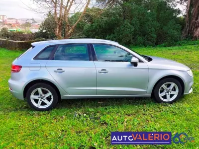 Audi A3 Sportback 2019 - 18950 EUR, 88596 km - AUTO.MOTO.pt - 88596km - foto 6 de 34