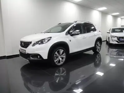 Peugeot 2008 2019 - 11250 EUR, 90000 km - AUTO.MOTO.pt - 90000km - foto 2 de 32