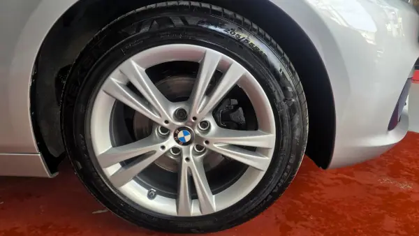 BMW 216 Active Tourer 2016 - 14890 EUR, 92637 km - AUTO.MOTO.pt - 92637km - foto 13 de 55