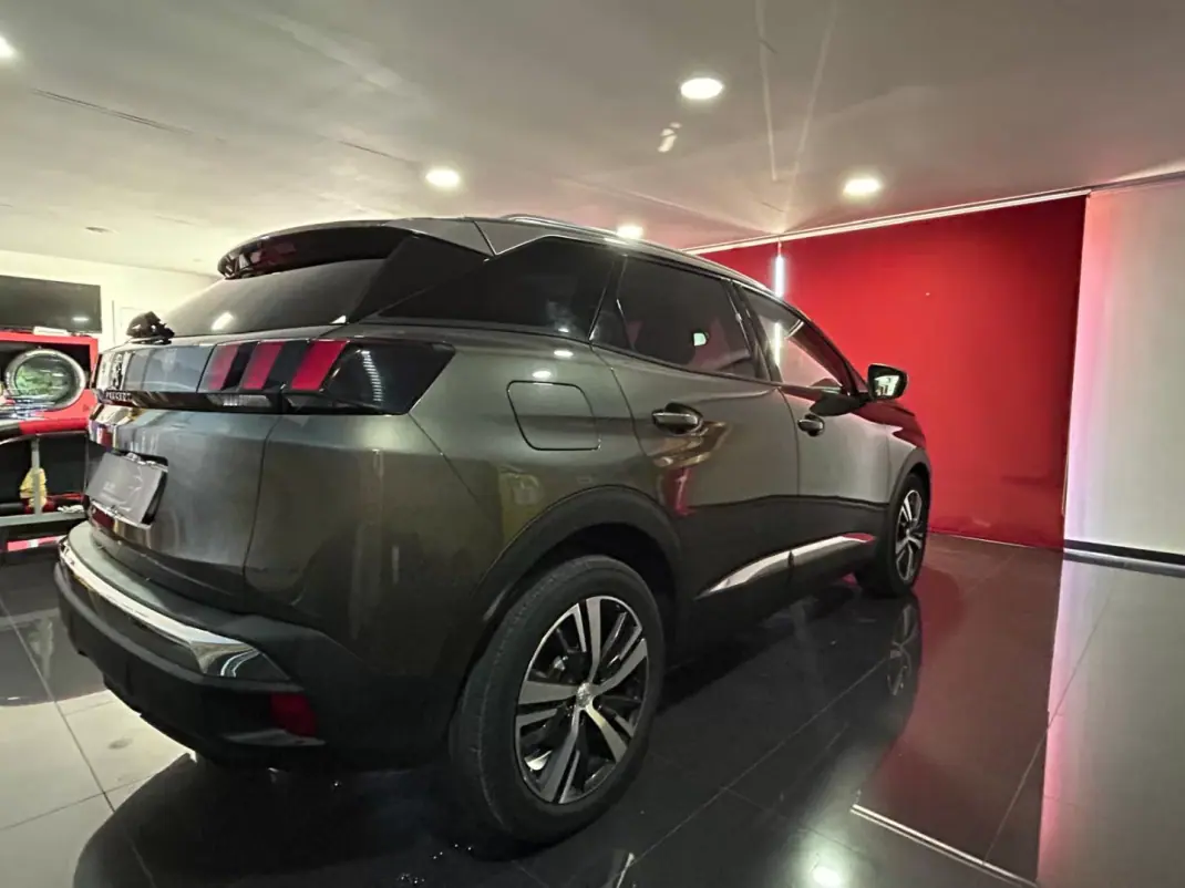 Peugeot 3008 2018 - 16500 EUR, 83894 km - 83894km - foto 6 de 21