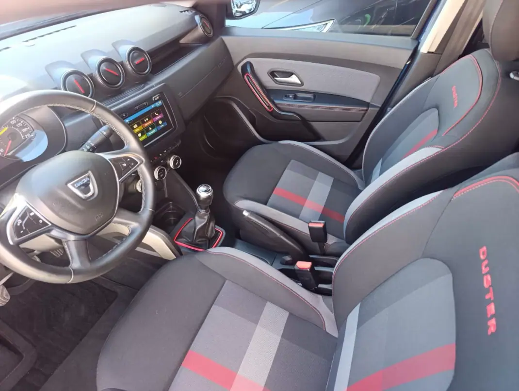 Dacia Duster 2019 - 15900 EUR, 41000 km - 41000km - foto 17 de 26