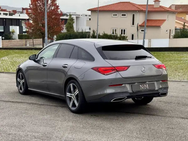 Mercedes-Benz CLA 180 2019 - 26500 EUR, 80000 km - AUTO.MOTO.pt - 80000km - foto 4 de 29
