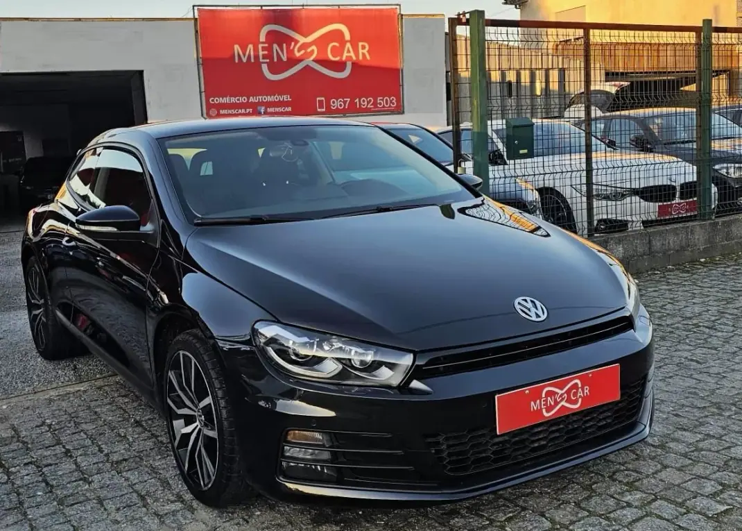 Volkswagen Scirocco 2015 - 18999 EUR, 160000 km - AUTO.MOTO.pt - 160000km - foto 1 de 18