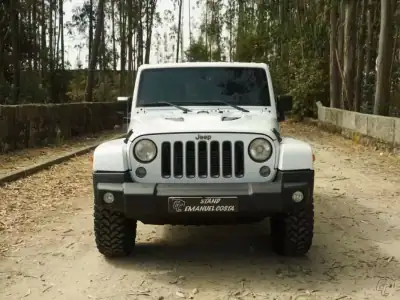 Jeep Wrangler Unlimited 2017 - 46900 EUR, 158085 km - AUTO.MOTO.pt - 158085km - foto 3 de 25