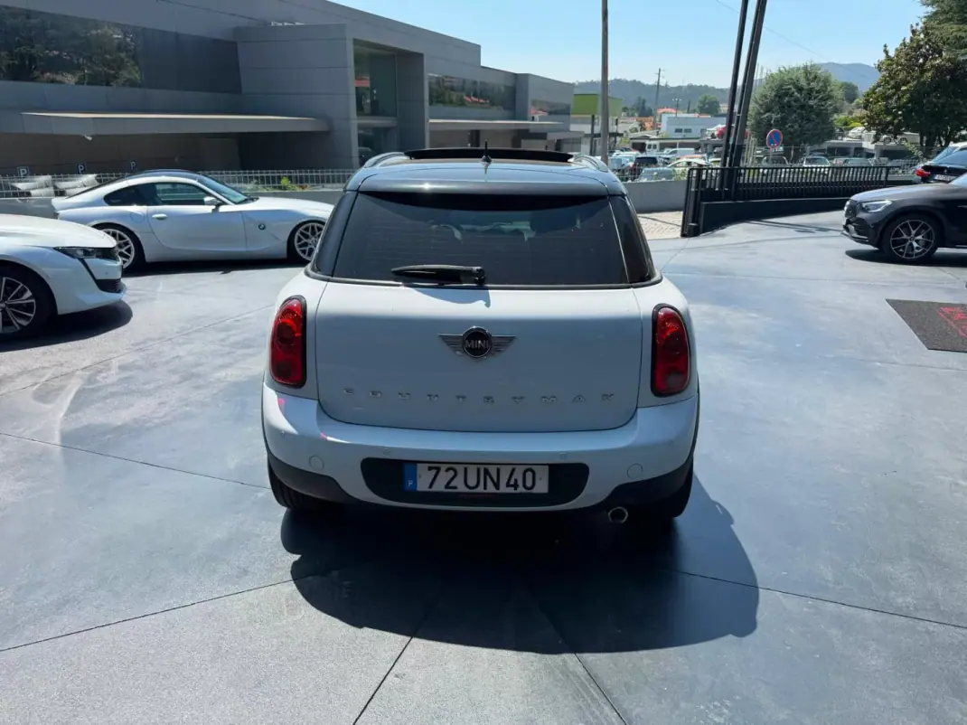MINI Countryman 2012 - 13000 EUR, 215000 km - 215000km - foto 4 de 13