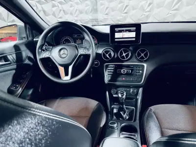 Mercedes-Benz A 180 2013 - 13990 EUR, 144369 km - AUTO.MOTO.pt - 144369km - foto 11 de 25