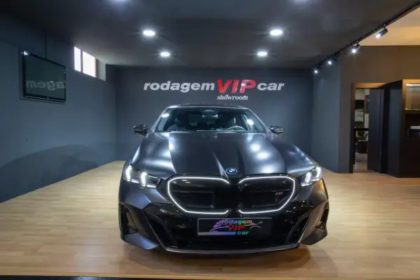 BMW i5 2023 - 79000 EUR, 35700 km - AUTO.MOTO.pt - 35700km - foto 2 de 20