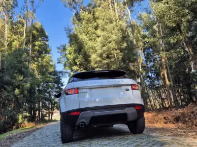 Land Rover Range Rover Evoque 2012 - 18900 EUR, 167000 km - AUTO.MOTO.pt - 167000km - foto 13 de 20