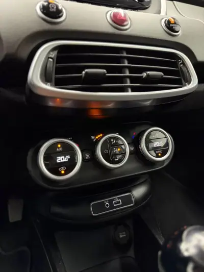Fiat 500X 2017 - 9500 EUR, 154000 km - AUTO.MOTO.pt - 154000km - foto 13 de 21