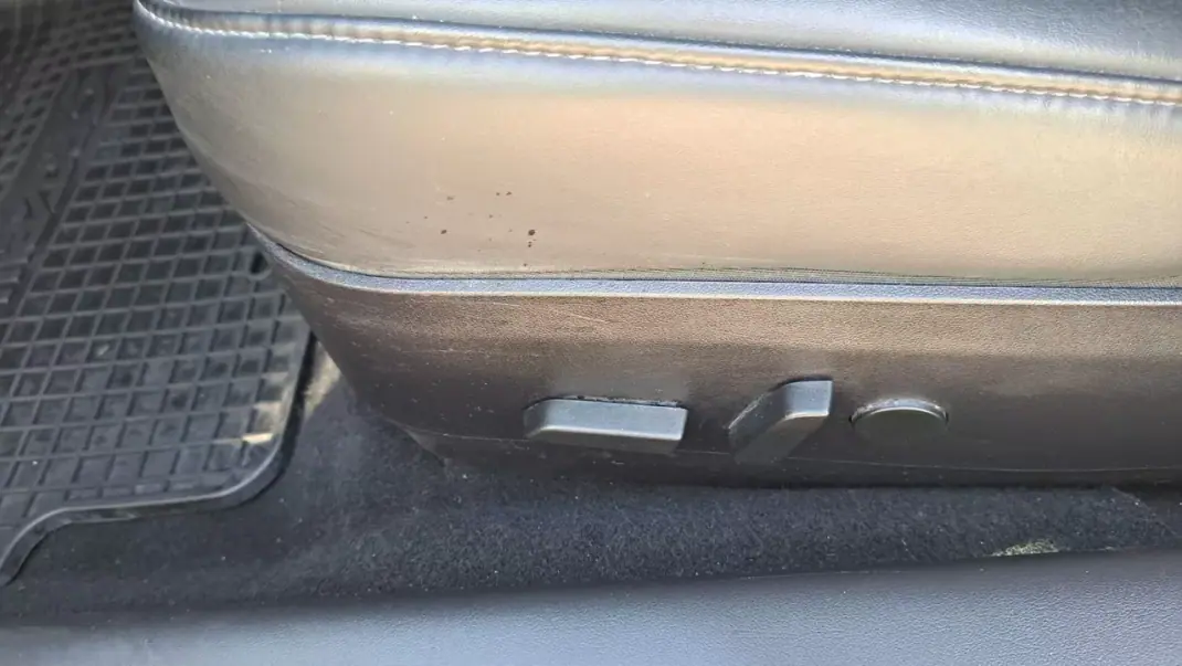 Tesla Model 3 2019 - 22500 EUR, 113000 km - 113000km - foto 35 de 53