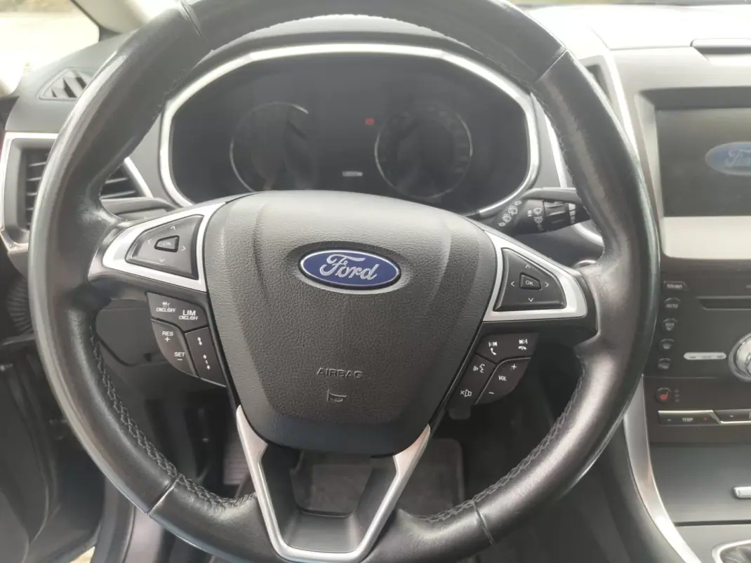 Ford S-Max 2019 - 22400 EUR, 124980 km - AUTO.MOTO.pt - 124980km - foto 14 de 18