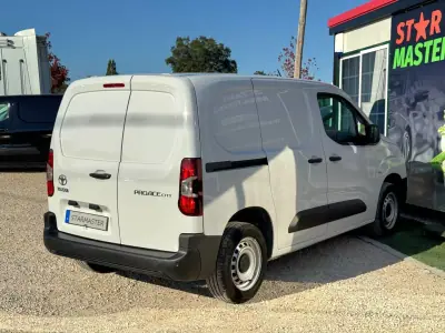 Toyota Proace 2023 - 16750 EUR, 101833 km - AUTO.MOTO.pt - 101833km - foto 8 de 16