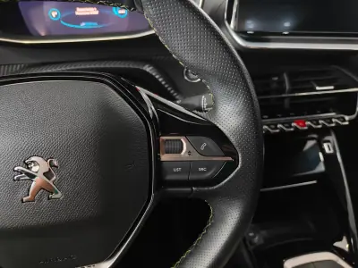 Peugeot 2008 2020 - 15990 EUR, 67000 km - AUTO.MOTO.pt - 67000km - foto 49 de 61