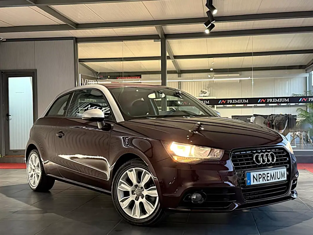 Audi A1 2011 - 9990 EUR, 218000 km - AUTO.MOTO.pt - 218000km - foto 7 de 34