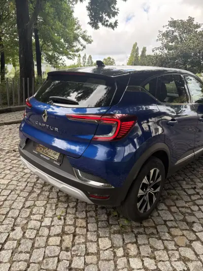 Renault Captur 2023 - 15450 EUR, 57000 km - 57000km - foto 8 de 20