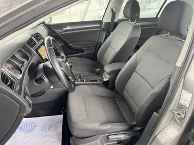 Volkswagen Golf 2017 - 14850 EUR, 162567 km - AUTO.MOTO.pt - 162567km - foto 10 de 20