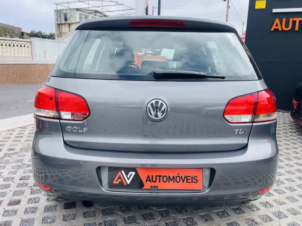 Volkswagen Golf 2012 - 13950 EUR, 32933 km - AUTO.MOTO.pt - 32933km - foto 6 de 12
