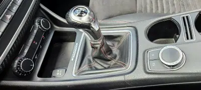 Mercedes-Benz A 180 2013 - 16500 EUR, 180000 km - AUTO.MOTO.pt - 180000km - foto 19 de 20