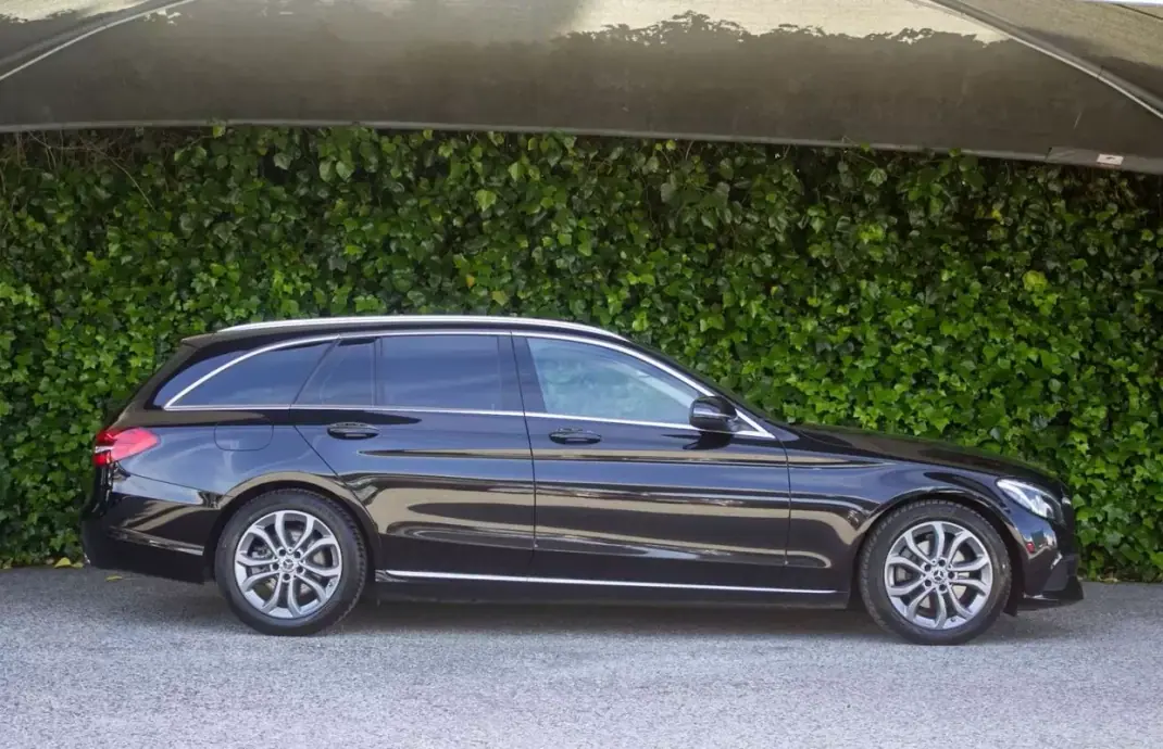 Mercedes-Benz C 220 2017 - 23900 EUR, 125000 km - AUTO.MOTO.pt - 125000km - foto 6 de 16