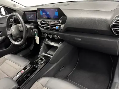 Citroën e-C4 2022 — foto 4 de 8