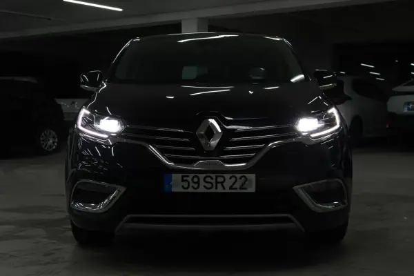 Renault Espace 2017 - 17900 EUR, 171000 km - AUTO.MOTO.pt - 171000km - foto 30 de 31