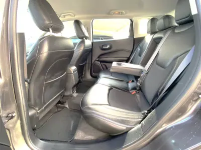 Jeep Compass 2017 - 16500 EUR, 93763 km - AUTO.MOTO.pt - 93763km - foto 13 de 14